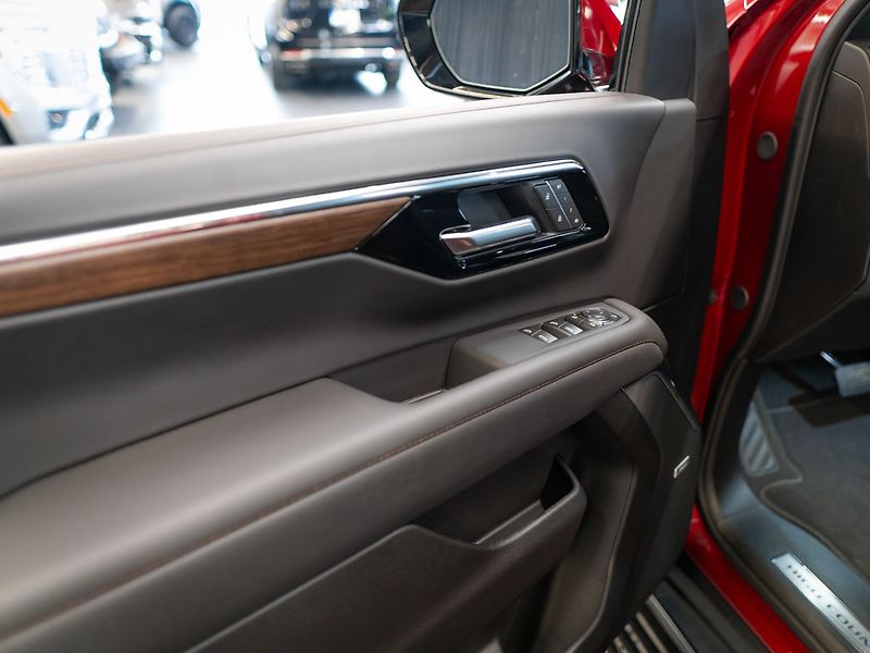 Chevrolet Tahoe (2026) 6.2 V8 High Country - fotka 21 z 46