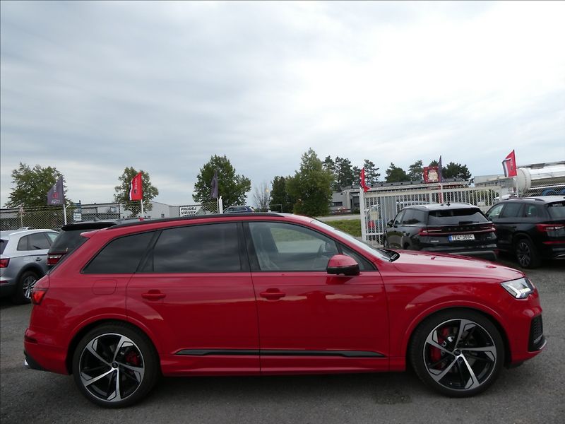 Audi SQ7 4,0 TDi V8 320kWwebasto,matrix - fotka 13 z 50