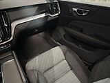 Volvo V60 (2026) 2,0 B4  Core - náhled 31