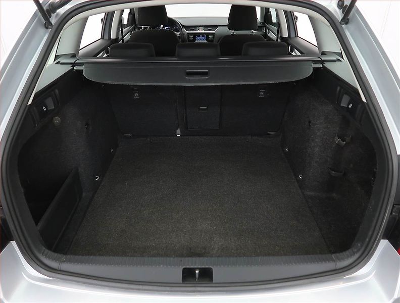 Škoda Octavia (2017) Ambition Plus 1.6 TDI - fotka 13 z 17