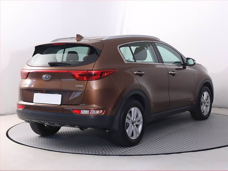 Kia Sportage (2017) Gold 2.0 CRDi - fotka 5 z 20