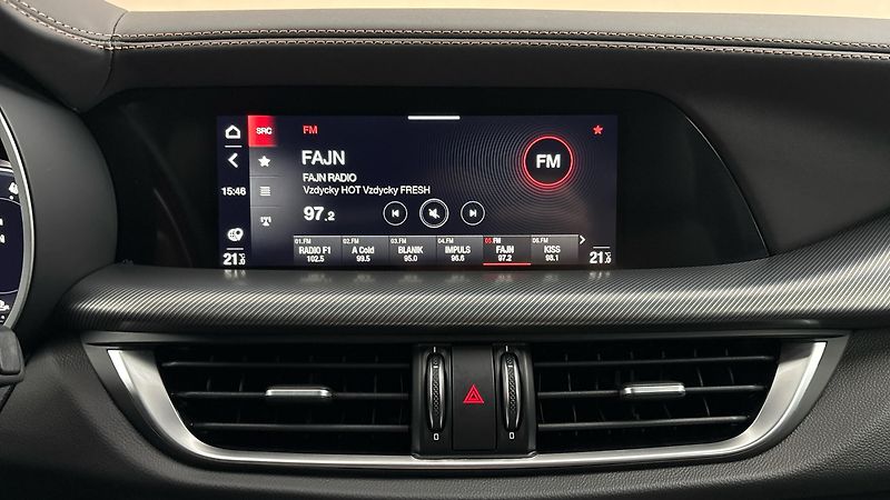 Alfa Romeo Stelvio 2.0 GME AUT AWD Intensa - fotka 11 z 42