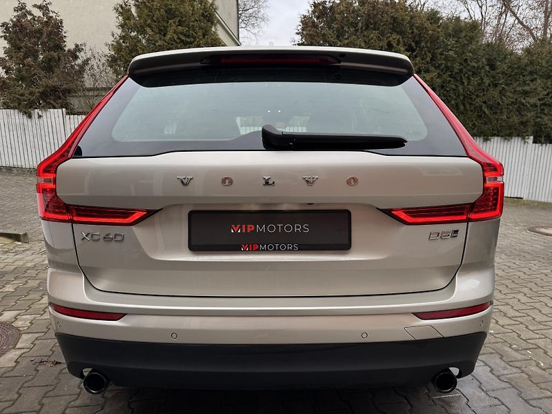 Volvo XC60 XC60-D5-173KW-AWD-ČR - fotka 5 z 28