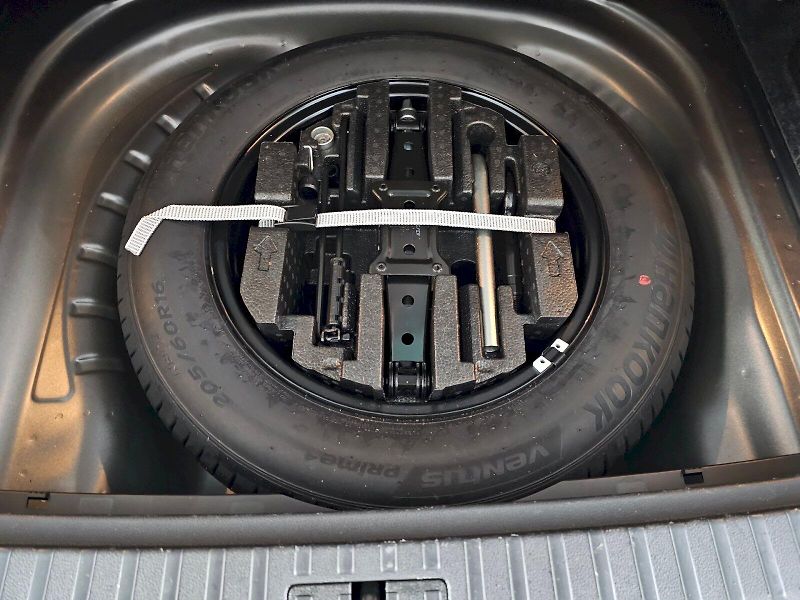 Škoda Octavia (2025) COMBI 1.5TSi 85kW TOP SELECTIO - fotka 30 z 31