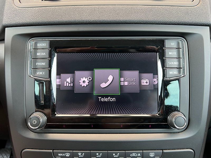 Škoda Yeti (2016) 2.0TDi 110kW 4x4! tažné! Apps! - fotka 27 z 39