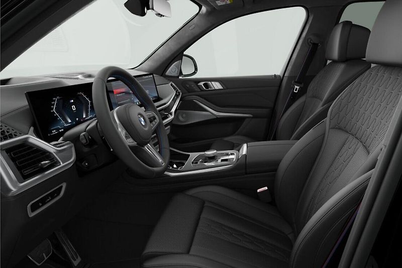 BMW X7 M60i xDrive - fotka 4 z 4