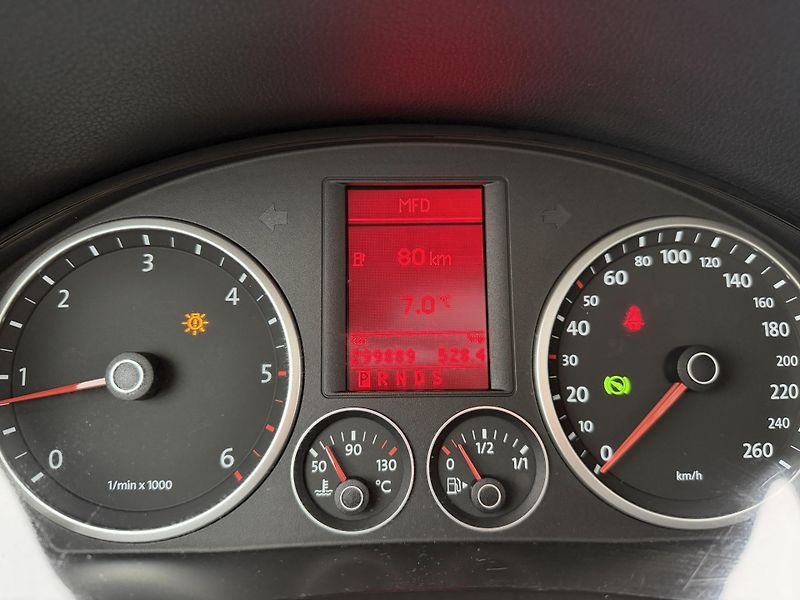 Volkswagen Tiguan 140PS 4x4 DSG PANORAMA - fotka 148 z 158
