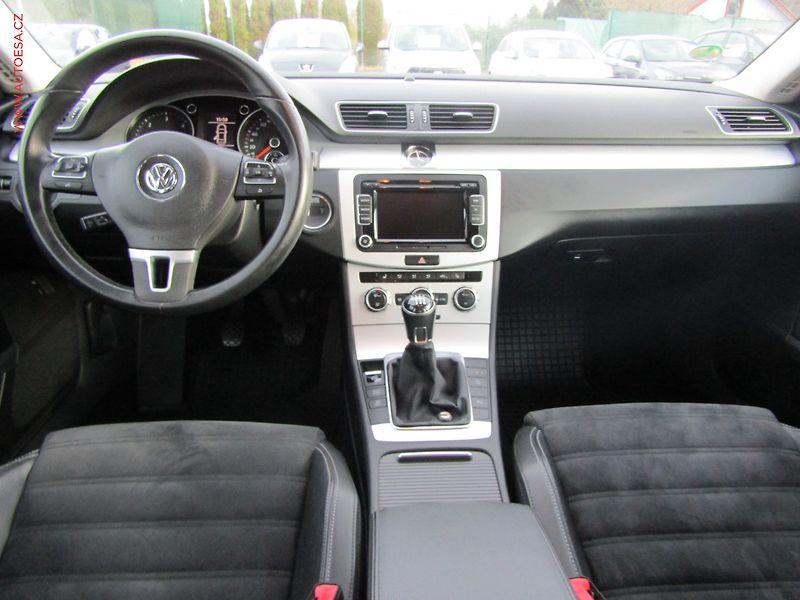 Volkswagen CC (2012) 2.0TDI, ČR, Sport, bixen - fotka 8 z 23