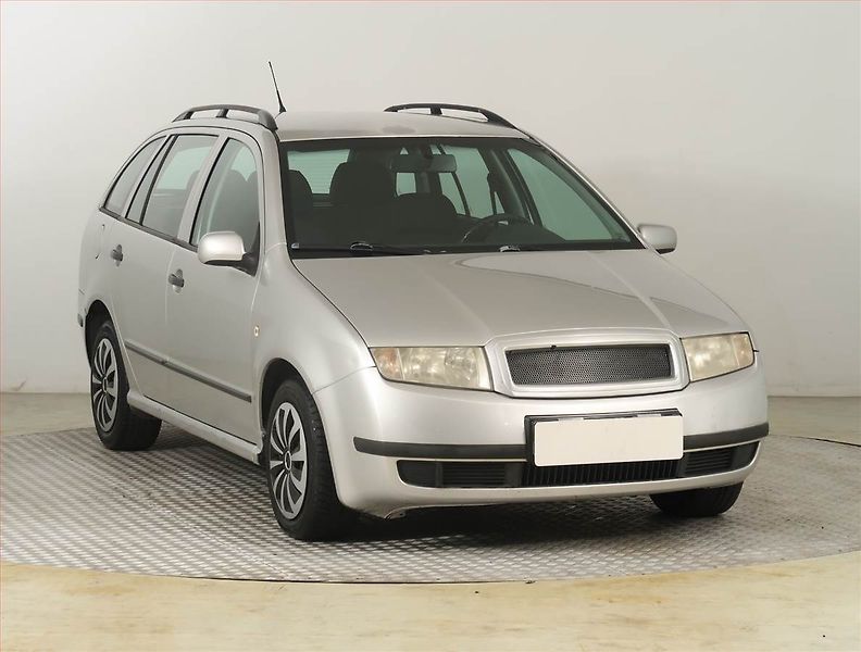 Škoda Fabia (2003) 1.9 TDI, po STK, Tažné, Klima - fotografie inzerátu