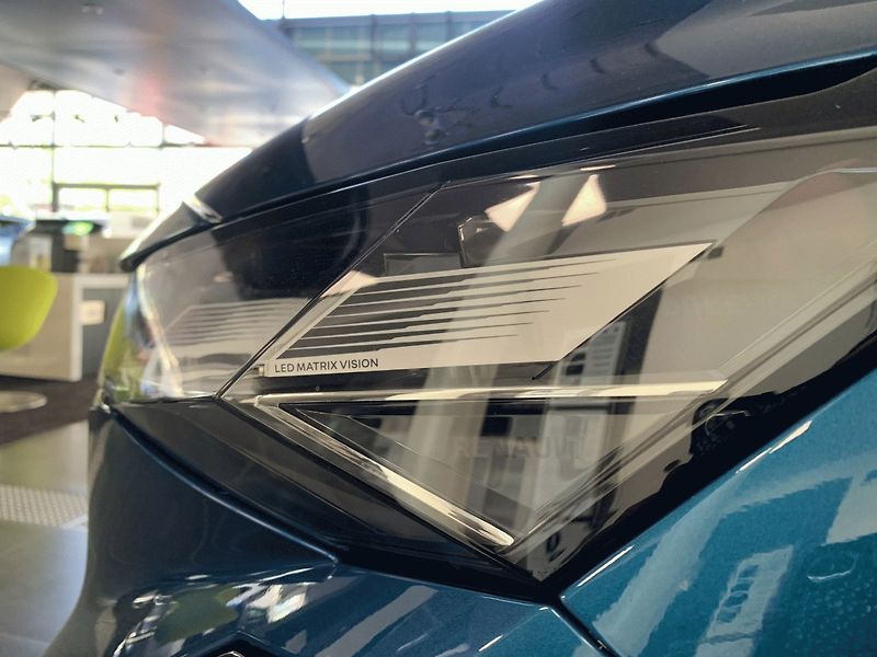 Renault Austral (2026) esprit Alpine full hybrid E-Te - fotka 7 z 18