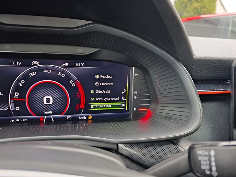 Škoda Scala (2021) 1.5 TSi Monte Carlo 110kW DPH - fotka 26 z 49