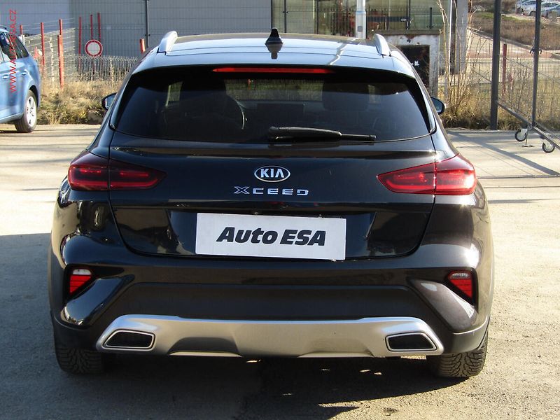 Kia XCeed (2020) 1.4 T-GDi, ČR, LED, navi - fotka 5 z 21