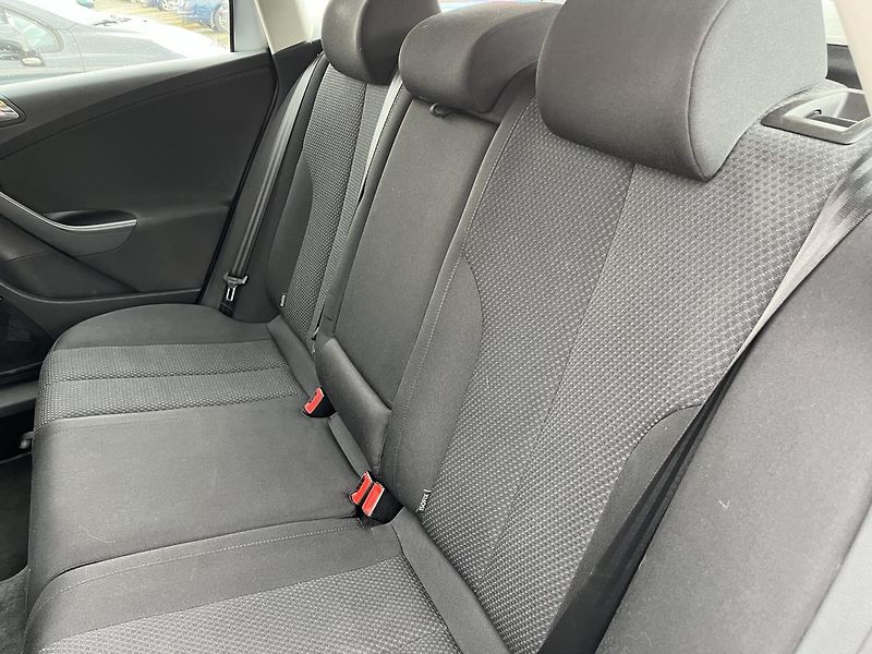Volkswagen Passat 1.9 TDI - fotka 10 z 18