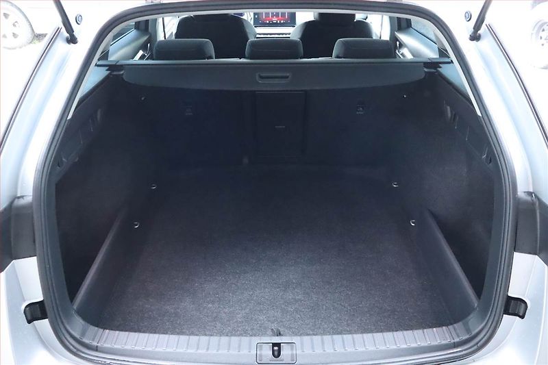 Škoda Octavia (2022) Style 2.0 TDI - fotka 14 z 26