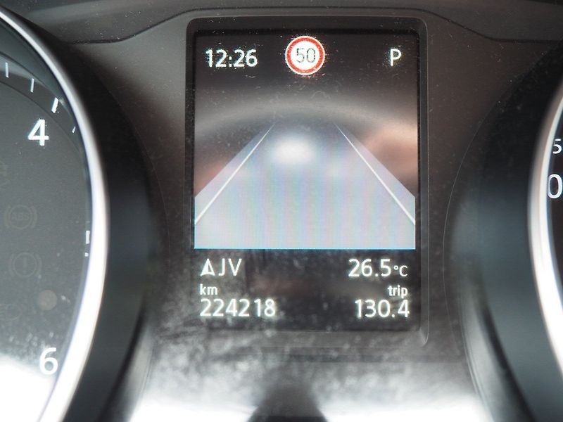 Volkswagen Passat (2020) 2.0TDI, 90kW - fotka 27 z 36