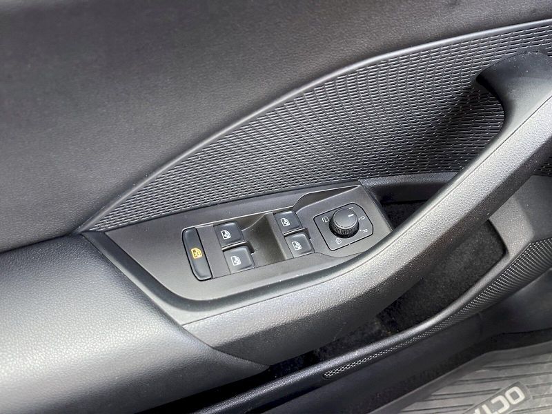 Škoda Octavia (2022) 1.5 TSI 110kW Style Plus combi - fotka 25 z 34