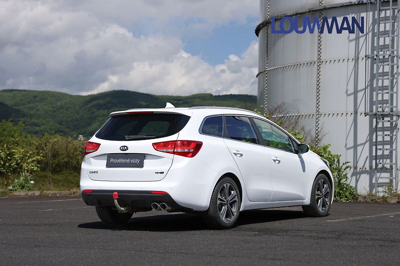 Kia Ceed AT GT LINE SW - fotka 2 z 18