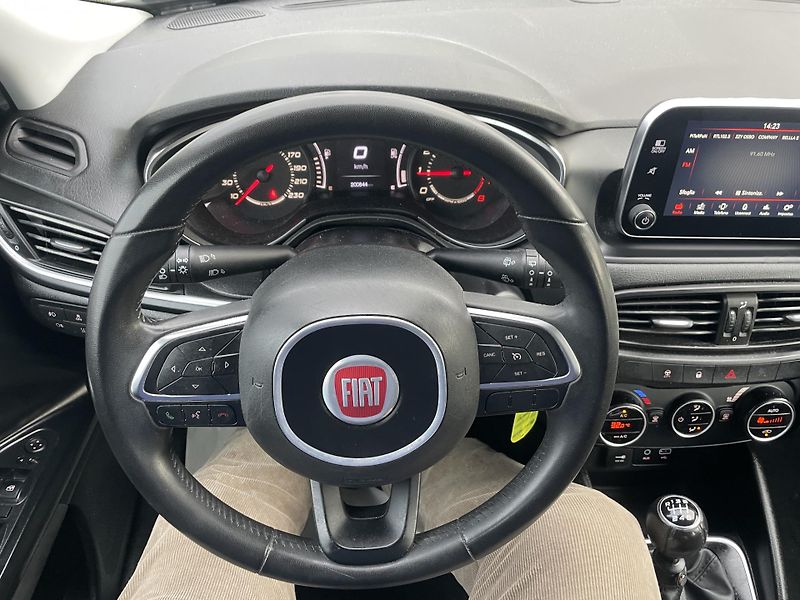 Fiat Tipo 1.4Ti-JET 120PS LPG LOUNGE TOP - fotka 178 z 187