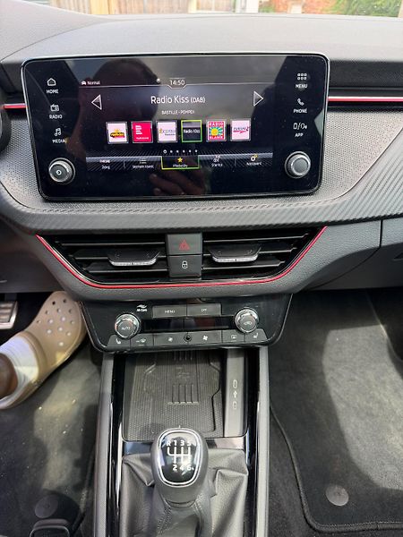 Škoda Scala 1.0 TSI, 85 kW, MONTE CARLO - fotka 11 z 16