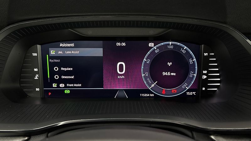 Škoda Octavia 2.0 TDI DSG Ambition Combi - fotka 10 z 26