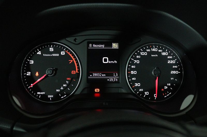 Audi Q2 30 TFSI 81 kW - fotka 23 z 26