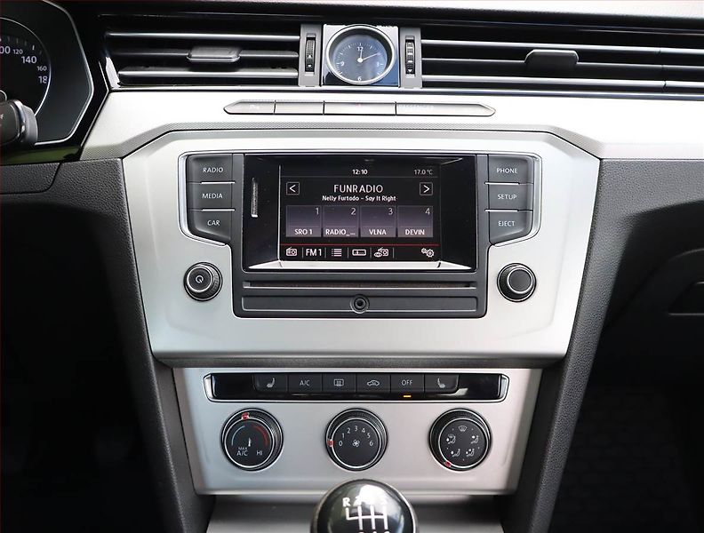 Volkswagen Passat (2016) 2.0 TDI, 4X4, Tempomat - fotka 12 z 16