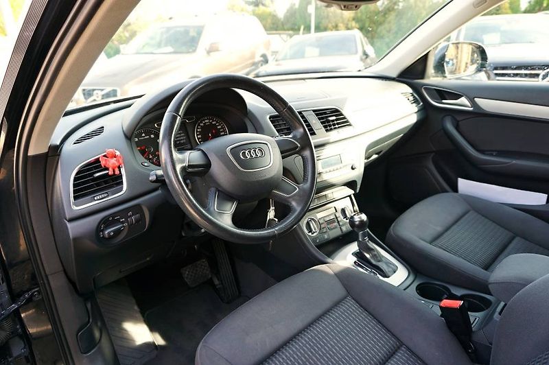 Audi Q3 (2013) 2,0 TFSI 125 kW - fotka 24 z 45