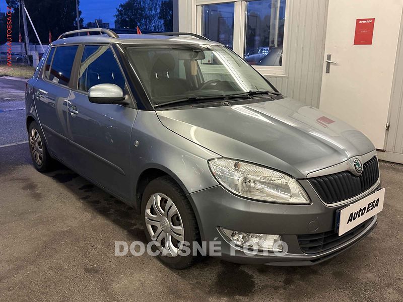 Škoda Fabia (2013) 1.2 TSi, ČR, AC, tažné - fotka 1 z 3