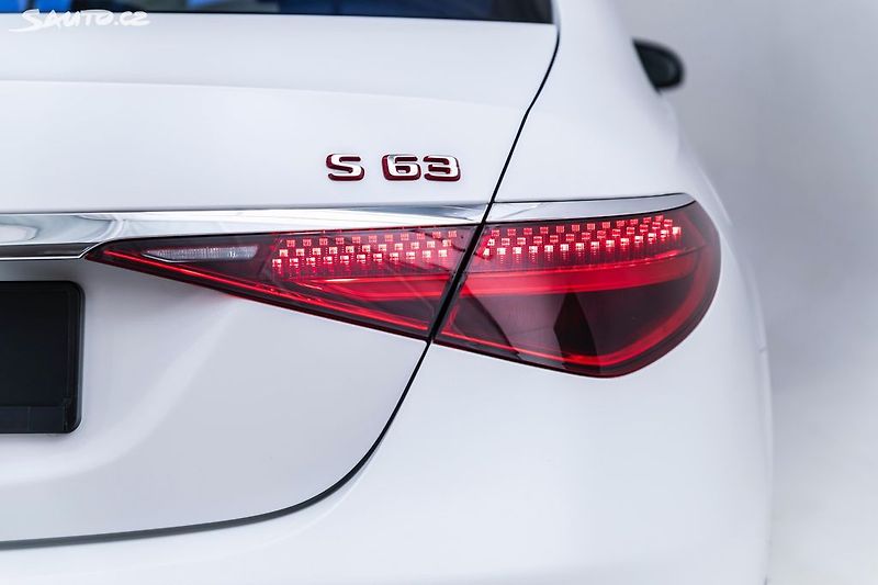 Mercedes-Benz Třídy S 63 L Keramik*TV*4D*Carbon*FULL - fotka 26 z 50