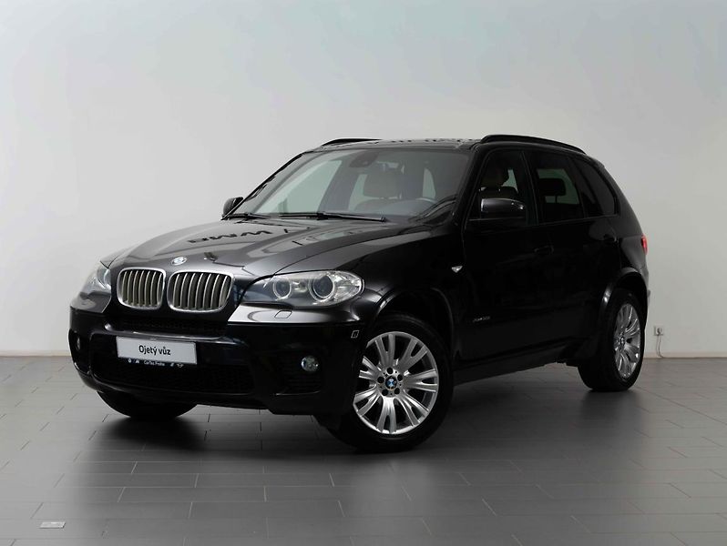 BMW X5 xDrive50i - fotografie inzerátu