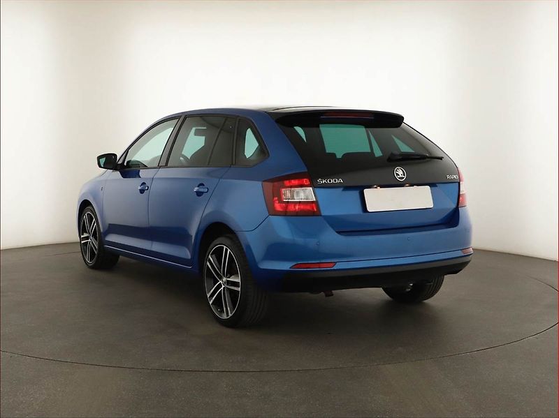 Škoda Rapid (2015) Spaceback 1.2 TSI, Tempomat - fotka 4 z 15