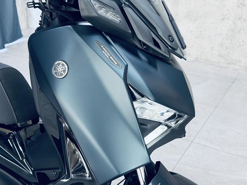 Yamaha X-Max 125 (2023) XMAX125 TechMAX  Dark Petrol - fotka 4 z 22