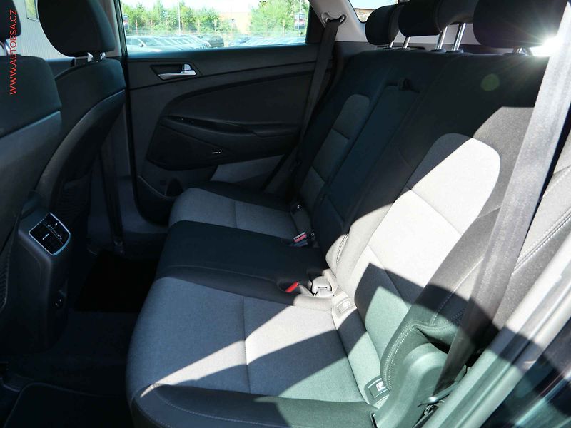 Hyundai Tucson (2019) 1.6 T-GDi, Premium, LED, TZ - fotka 10 z 29