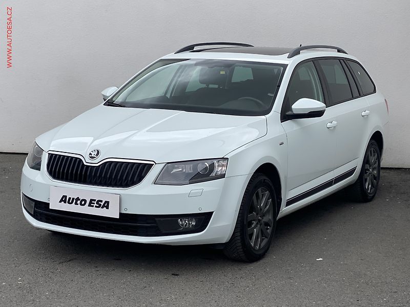 Škoda Octavia (2016) 1.4 TSi, Joy, DSG, panor - fotka 3 z 18