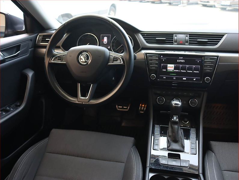 Škoda Superb (2016) 2.0 TDI, Automat, Serv.kniha - fotka 7 z 23