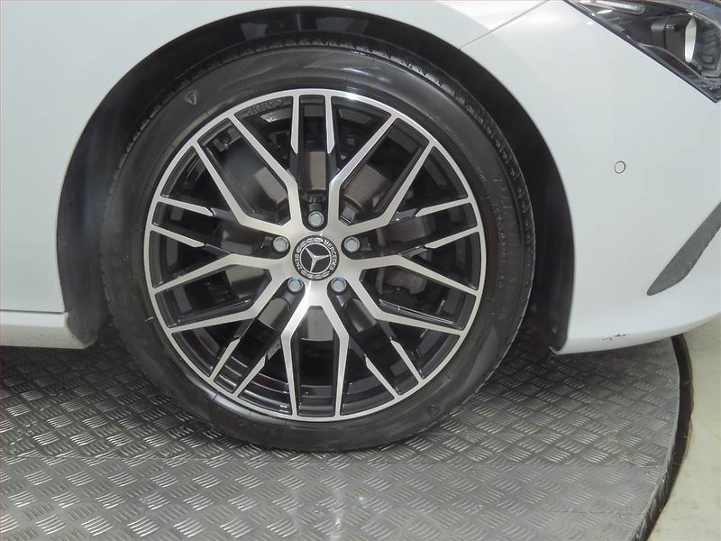 Mercedes-Benz CLA (2020) 200 d - fotka 15 z 28