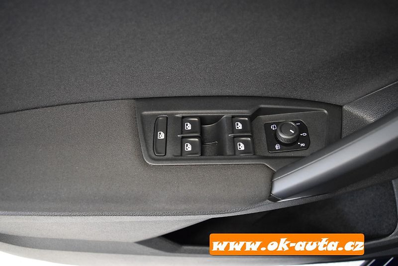 Volkswagen Tiguan 2.0 TDI LIFE 4 MOTION DSG  - fotka 49 z 57