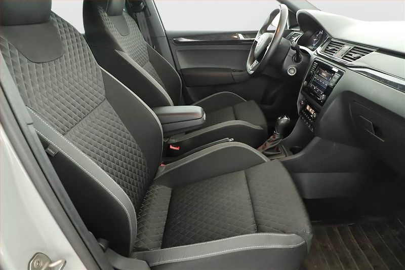 Škoda Rapid (2019) Monte Carlo 1.0 TSI, Automat - fotka 7 z 20