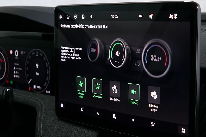 Škoda Superb 2.0 TDI 110kW DSG Matrix Tažné - fotka 24 z 31