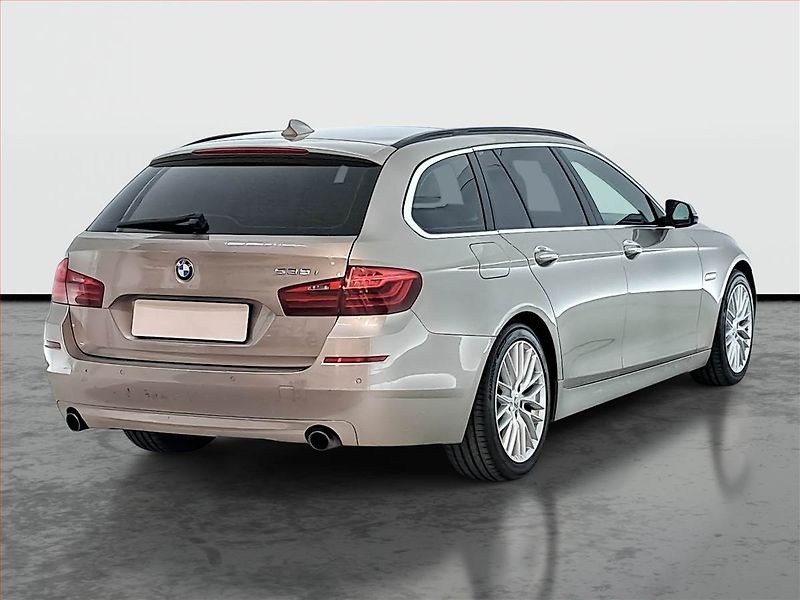 BMW Řada 5 (2015) 535i, Kůže, Navi, Bi-Xenony - fotka 5 z 22