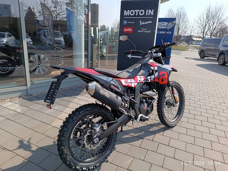Aprilia RX 125 (2025) Varanus Black (sleva 16.000.-) - fotka 6 z 9