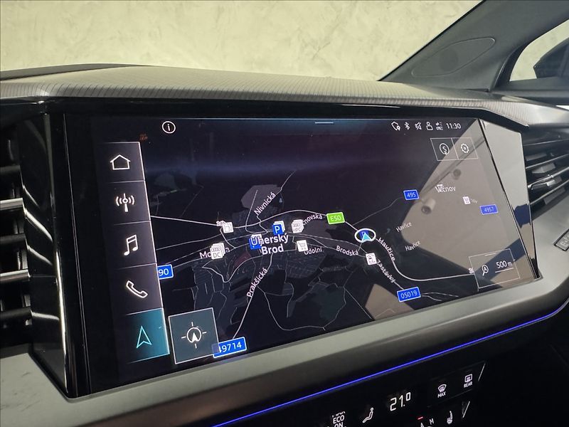Audi Q4 e-tron 150kW Sport LED Kamera HUD - fotka 39 z 48