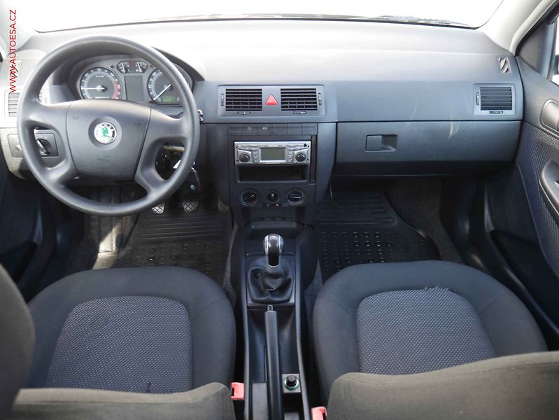 Škoda Fabia (2006) 1.9 TDi, 2.maj,ČR, AC, tažné - fotka 8 z 16