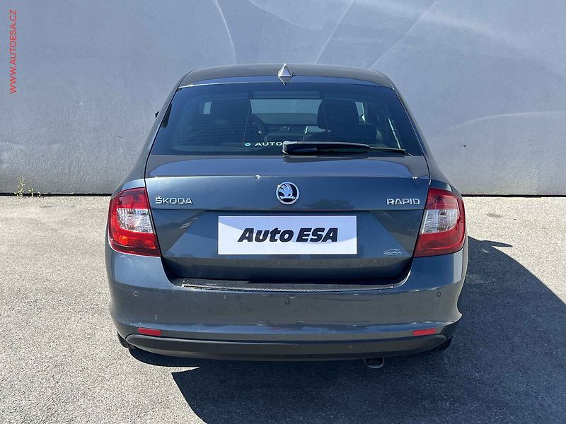 Škoda Rapid (2015) 1.6TDi, ČR, servis.kniha, AC - fotka 5 z 16