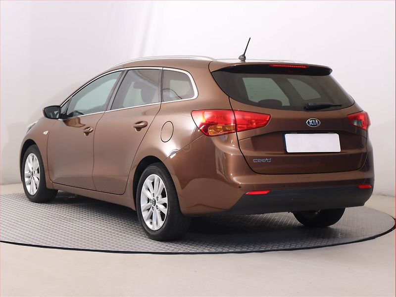 Kia Ceed (2017) 1.4 MPI, Tempomat - fotka 4 z 18