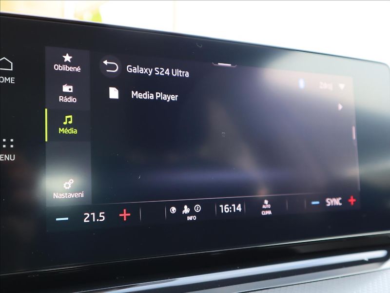 Škoda Octavia 1,5 TSi 110kW Selection ParkPi - fotka 17 z 38