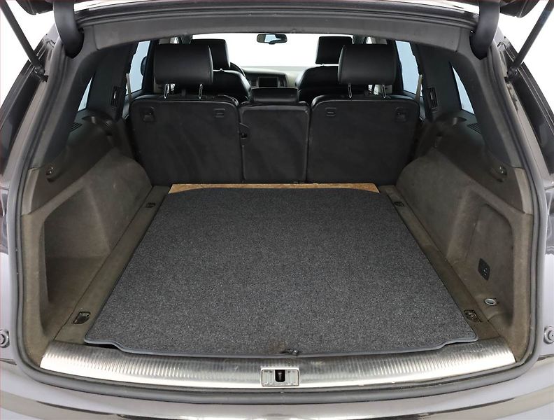 Audi Q7 (2006) 4.2 FSI , LPG, 4X4, Automat - fotka 17 z 18