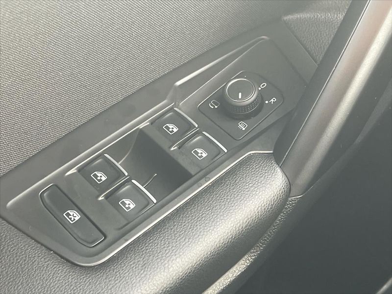Volkswagen Tiguan Allspace 2,0 TDi 110 kW 7DSG ELEGANCE 7 - fotka 20 z 29