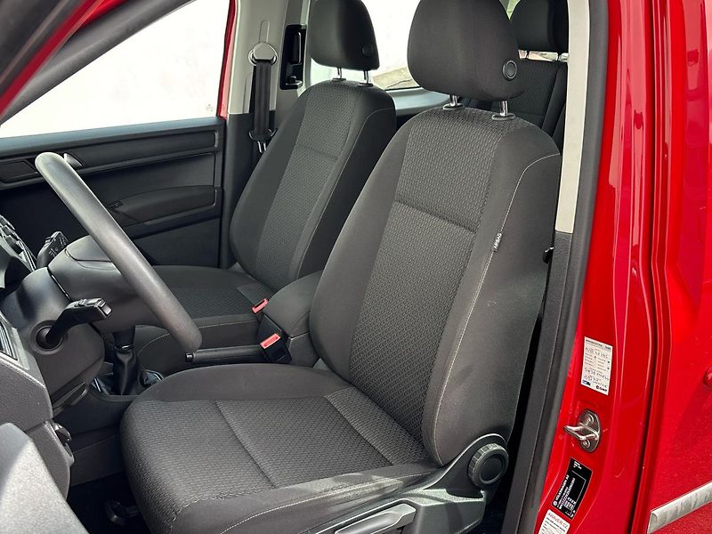 Volkswagen Caddy Trendline - fotka 7 z 25