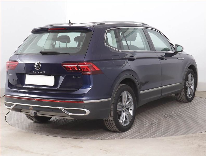 Volkswagen Tiguan Allspace (2023) 2.0 TDI - fotka 5 z 17